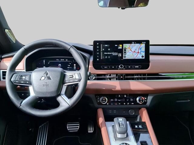 Mitsubishi OUTLANDER 2.4 PHEV Instyle+ Inclusief ¤4.000,- voordeel