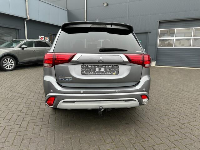 Mitsubishi OUTLANDER 2.4 PHEV Business Camera Apple-CarPlay Trekhaak