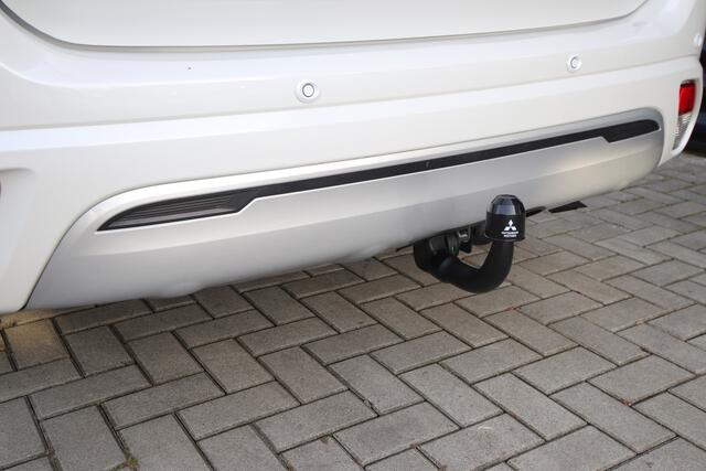 Mitsubishi OUTLANDER 2.4 PHEV Instyle Leder, Dealer o.h. Trekhaak