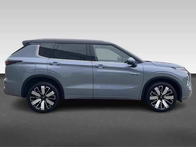 Mitsubishi OUTLANDER 2.4 PHEV Instyle+ Tot ¤ 6.500,- VOORDEEL!