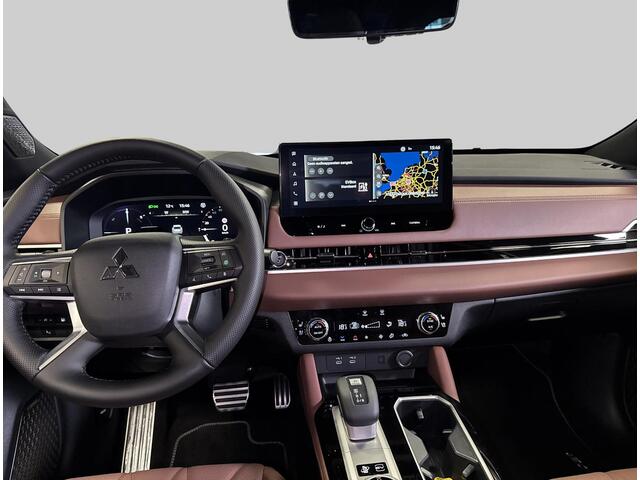 Mitsubishi OUTLANDER 2.4 PHEV Instyle+ Black edition MY2026