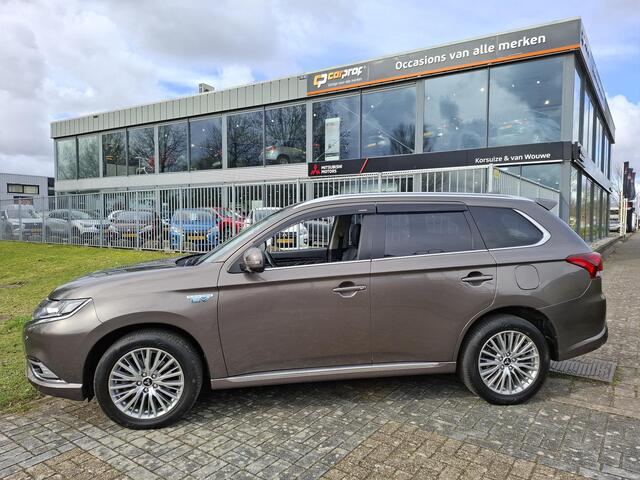 Mitsubishi OUTLANDER 2.4 PHEV Intense+ Trekhaak | Carplay & Android auto