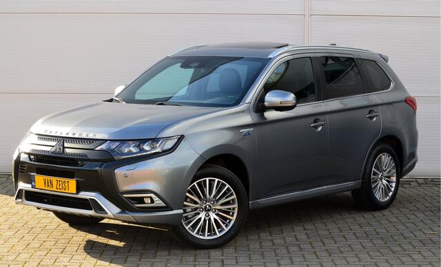 Mitsubishi OUTLANDER PHEV 2.4 INSTYLE 4WD | PLUG IN HYBRID | FULL OPTIONS | SoH 85 % | SCHUIFDAK | ADAPTIEF CRUISE | TREKHAAK 1500KG | FABRIEKSGARANTIE TOT 21-01-2029* | ALL IN RIJKLAARPRIJS