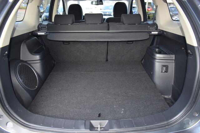 Mitsubishi OUTLANDER 2.0 Connect Pro Trekhaak | 360 Camera | Stoel+Stuurverwarming | Dealeronderhouden!