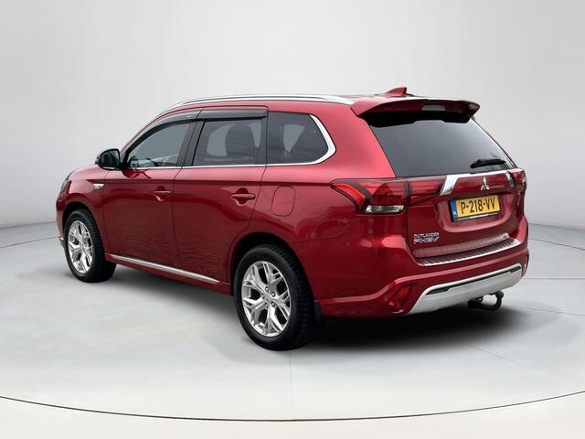Mitsubishi OUTLANDER 2.4 PHEV Intense+ | Trekhaak| Apple carplay| Achteruitrijcamera| Navigatie| Ledkoplampen|
