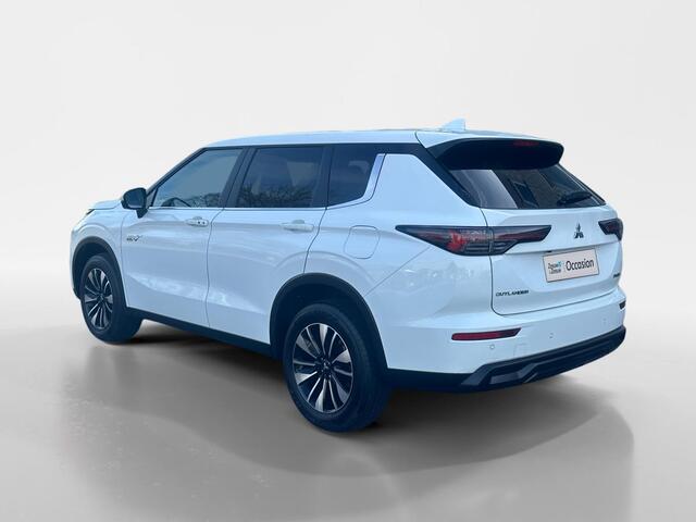Mitsubishi OUTLANDER 2.4 PHEV Intense | GARANTIE 2033 | 360 CAMERA | STOELVERWARMING | CARPLAY |