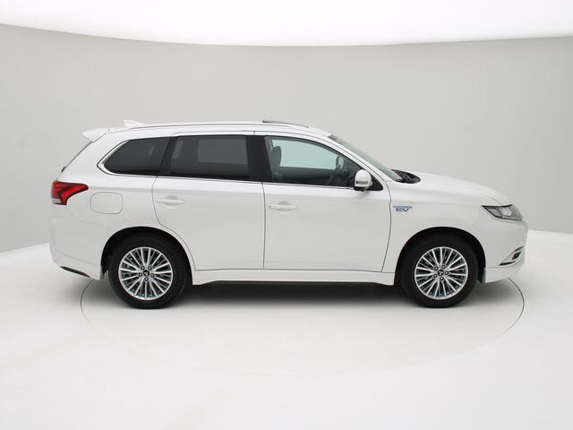 Mitsubishi OUTLANDER 2.4 PHEV Intense+ Elec.Dak / LED / Camera / Origineel NL