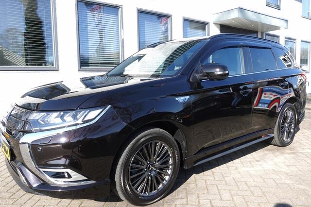 Mitsubishi OUTLANDER 2.4 PHEV S-EDITION Schuifdak