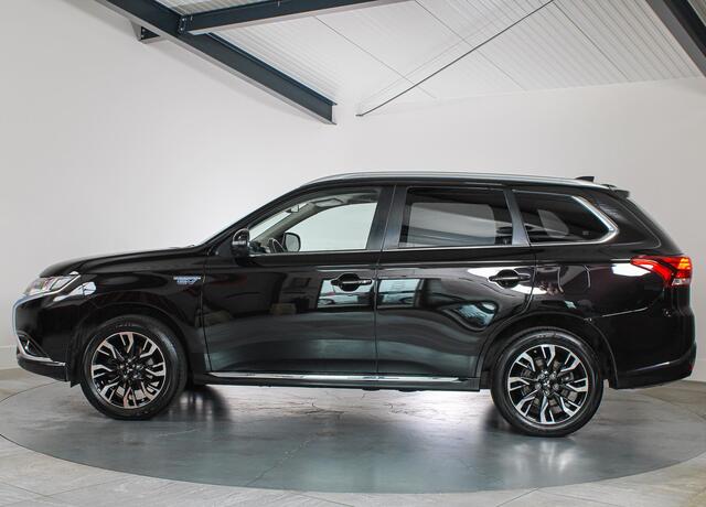 Mitsubishi OUTLANDER 2.0 PHEV instyle LED, Trekhaak, 360Camera, Apple Carplay/Android Auto