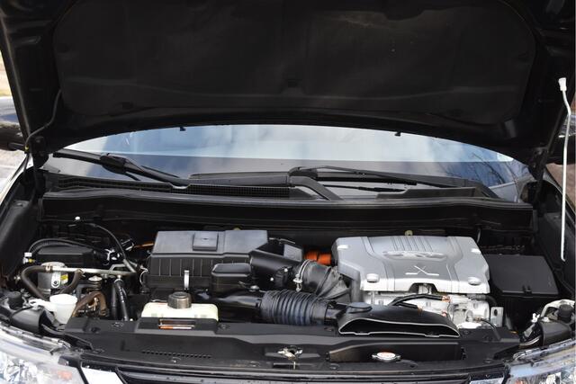 Mitsubishi OUTLANDER 2.0 PHEV Premium 203PK 4WD | NL-Auto | Camera | Trekhaak | Carplay | Standkachel | Keyless | Stoel- & stuurverwarming | Allweathers | LED / Xenon