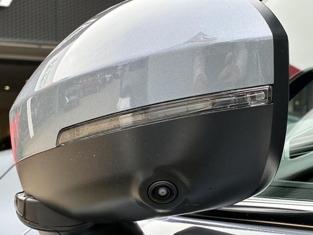 Mitsubishi OUTLANDER 2.4 PHEV Instyle DEMO ( beschikbaar per 09-2026 ) | Lederen bekleding | Elektrisch verstelbare voorstoelen | Verwarmbare stoelen voor- en achter | Elektrisch panoramadak | 3-zone Climate Control | 8 jaar fabrieksgarantie