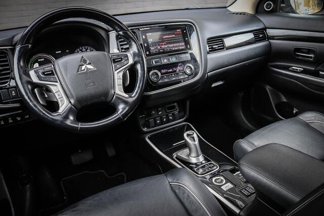 Mitsubishi OUTLANDER 2.0 PHEV Prestige+ Paasprijs 17.950,-