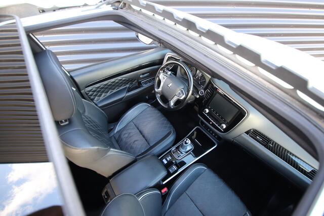 Mitsubishi OUTLANDER 2.4 PHEV Instyle Opendak, Adaptive cruise, Trekhaak