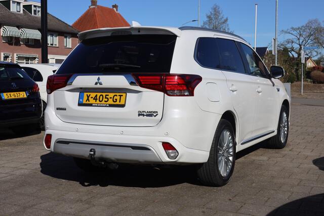 Mitsubishi OUTLANDER 2.4 PHEV S-EDITION | LEDER | CAMERA | TREKHAAK