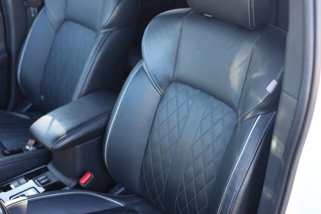 Mitsubishi OUTLANDER 2.4 PHEV S-EDITION | LEDER | CAMERA | TREKHAAK