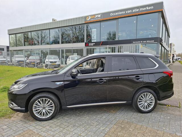 Mitsubishi OUTLANDER 2.4 PHEV Intense+ | Trekhaak | All seasons