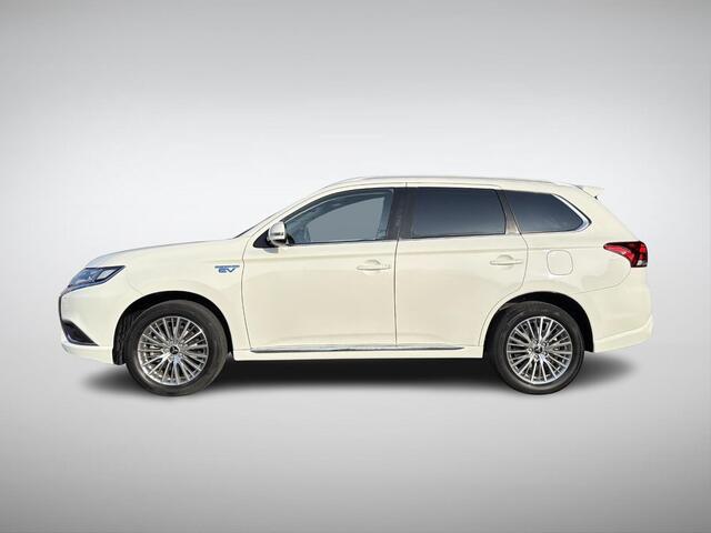 Mitsubishi OUTLANDER 2.4 PHEV Intense+ incl. Trekhaak!