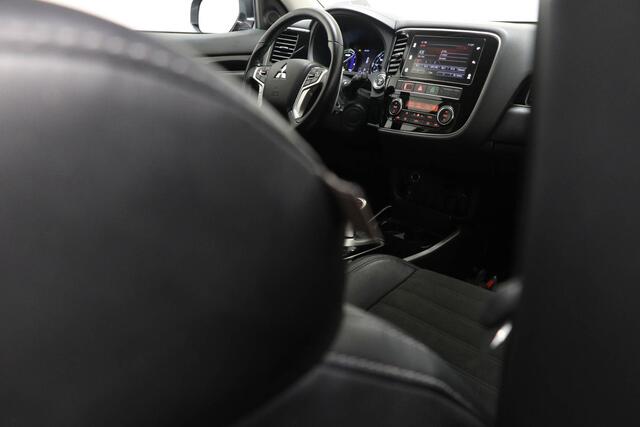 Mitsubishi OUTLANDER 2.4 PHEV Pure | HALF LEDER | DAB | CAMERA