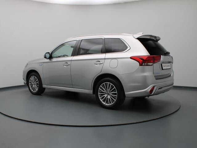 Mitsubishi OUTLANDER 2.4 PHEV 225pk Intense Camera | Navig | Cruise Contol