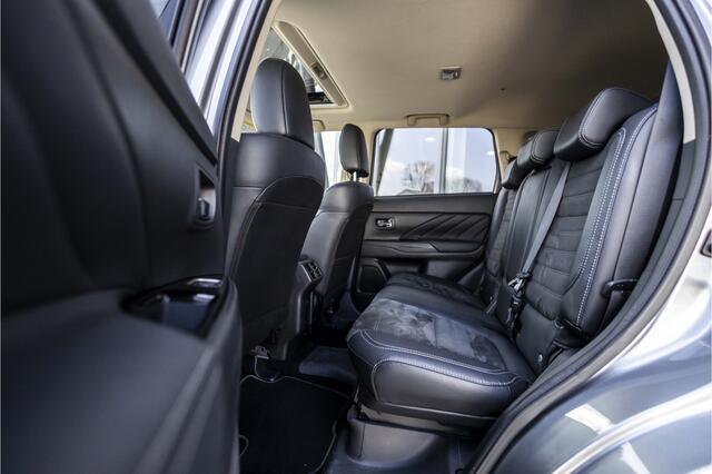 Mitsubishi OUTLANDER 2.4 PHEV Intense+ | Pano | Afn. Trekhaak