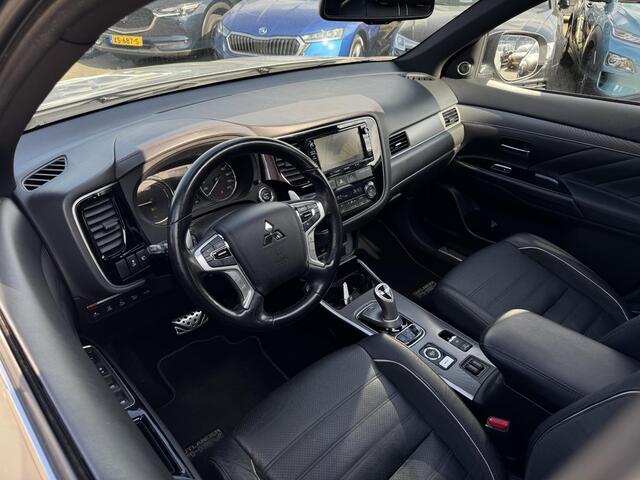 Mitsubishi OUTLANDER 2.0 PHEV S-Edition PANODAK | LEDER | TREKHAAK