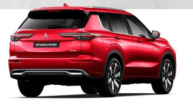 Mitsubishi OUTLANDER 2.4 PHEV Instyle RIJKLAAR | Nieuw uit voorraad leverbaar