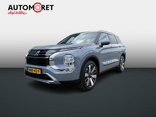 mitsubishi-outlander-2.4-phev-first