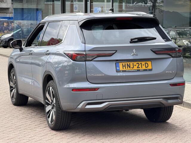 Mitsubishi OUTLANDER 2.4 PHEV Instyle+ | Leder | Panoramadak | Yamaha Premium | Adaptieve Cruise Control | Massagestoelen | FABRIEKSGARANTIE TOT 05-2033!