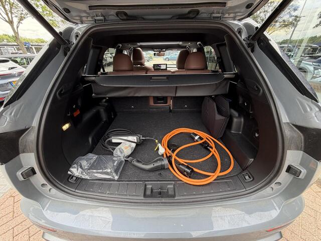 Mitsubishi OUTLANDER 2.4 PHEV Instyle+ | Leder | Panoramadak | Yamaha Premium | Adaptieve Cruise Control | Massagestoelen | FABRIEKSGARANTIE TOT 05-2033!