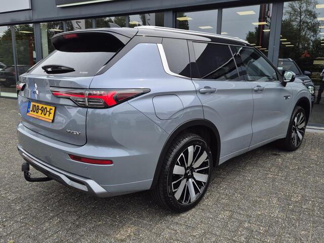 Mitsubishi OUTLANDER 2.4 PHEV Instyle+ | Panoramadak | Afneembare trekhaak | 1600KG Trekgewicht |