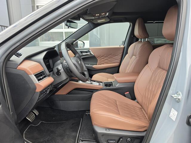 Mitsubishi OUTLANDER 2.4 PHEV Instyle+ | Trekhaak | Open dak | Elektrische Achterklep |