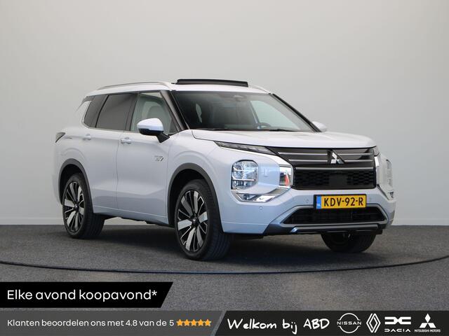 Mitsubishi OUTLANDER 2.4 PHEV Instyle | Stoelverwarming Voor en Achter | Elektrische Achterklep | Yamaha audio | Panoramadak | Stoelmassage |