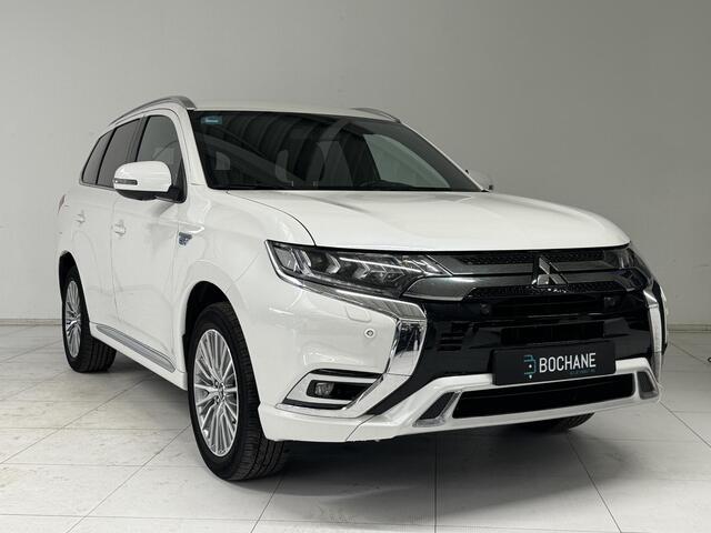 Mitsubishi OUTLANDER 2.4 PHEV Intense | Navigatie | 360° Camera | Stoelverwarming | Leder |