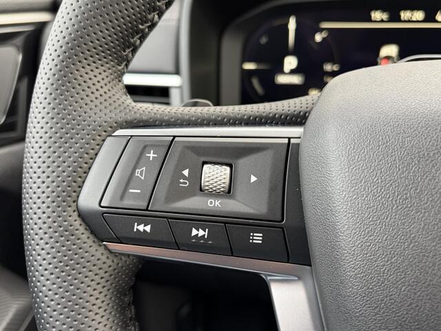 Mitsubishi OUTLANDER 2.4 PHEV Intense MY26 / AFNEEMBARE TREKHAAK! / Adaptief Cruise Control / Apple Carplay&Android Auto / 1600kg trekgewicht / Full-Map Navigatie / Airco / Stoelverwarming Voor / 360 Camera+Sensoren /