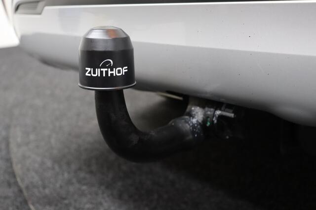 Mitsubishi OUTLANDER 2.4 PHEV Pure | Afneembare Trekhaak | Cruise-control | Camera | Clima | Apple Carplay & Android Auto | Parkeersensoren V+A | LM Velgen | Keyless | Stoelverwarming