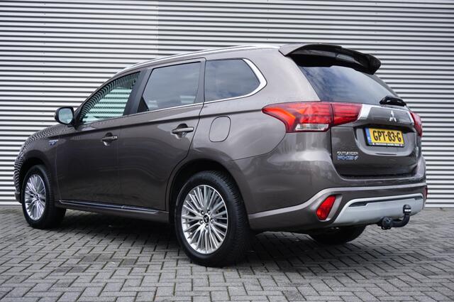 Mitsubishi OUTLANDER 240PK PHEV Pure AUTOM. | CAMERA | ALL SEASONS | TREKHAAK