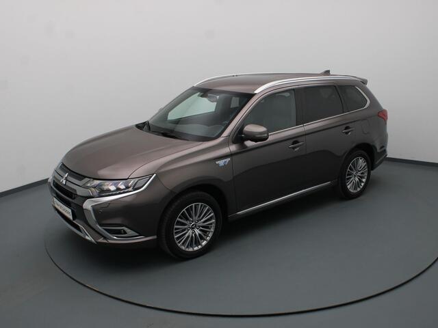 Mitsubishi OUTLANDER 2.4 PHEV Instyle Apple Carplay/Android Auto