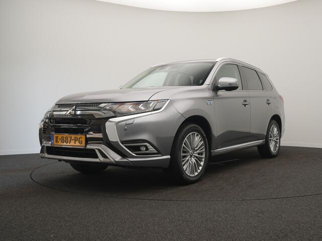 Mitsubishi OUTLANDER 2.4 PHEV Pure+ - RIJKLAARPRIJS - All Seasonbanden - Achteruitrijcamera - Adaptive Cruise Control - Stoel- en Stuurverwarming!