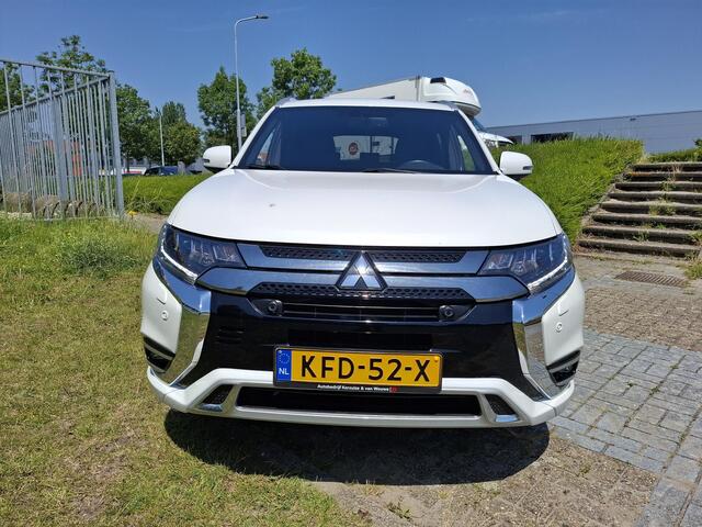 Mitsubishi OUTLANDER 2.4 PHEV Instyle Apple Carplay & Android auto | Stuur- en Stoelverwarming