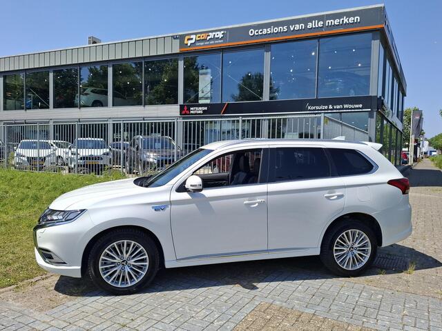 Mitsubishi OUTLANDER 2.4 PHEV Instyle Apple Carplay & Android auto | Stuur- en Stoelverwarming