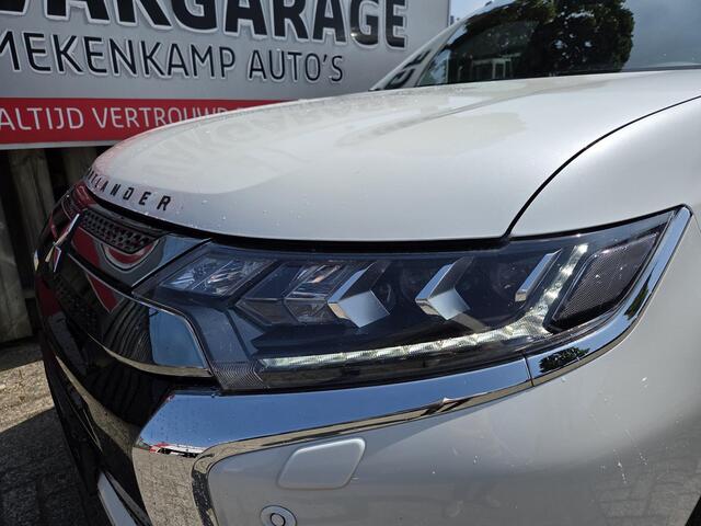 Mitsubishi OUTLANDER 2.4 PHEV Instyle 18"/Trekhaak/LED/Leder/Stoel + stuurverwarming/Dodehoek/PDC v+a/360 Camera/Apple Carplay & Android Auto
