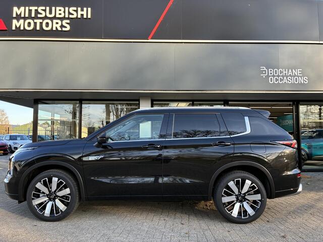 Mitsubishi OUTLANDER 2.4 PHEV First Edition NIEUW UIT VOORRAAD LEVERBAAR | 2-zone Climate Control | Adaptieve Cruise Control | Parkeersensoren voor- en achter (8) | 20" lichtmetalen velgen | Blind Spot Warning | Apple CarPlay & Android Auto | Synthetisch lederen bekleding | 8