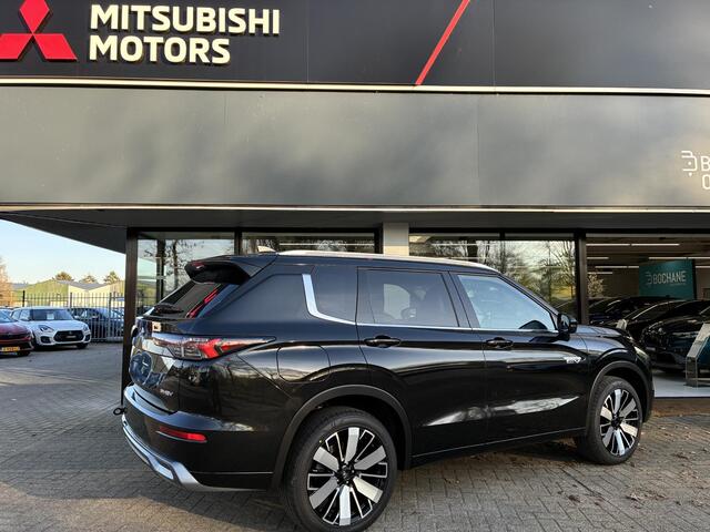 Mitsubishi OUTLANDER 2.4 PHEV First Edition NIEUW UIT VOORRAAD LEVERBAAR | 2-zone Climate Control | Adaptieve Cruise Control | Parkeersensoren voor- en achter (8) | 20" lichtmetalen velgen | Blind Spot Warning | Apple CarPlay & Android Auto | Synthetisch lederen bekleding | 8