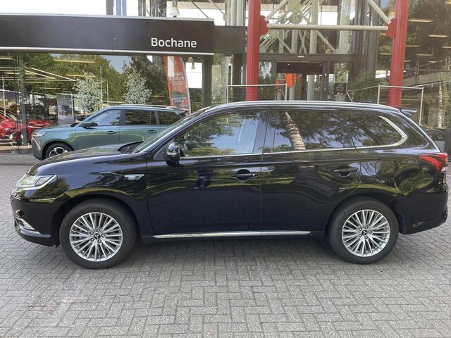 Mitsubishi OUTLANDER 2.4 PHEV Intense+ | Trekhaak | Schuifdak |