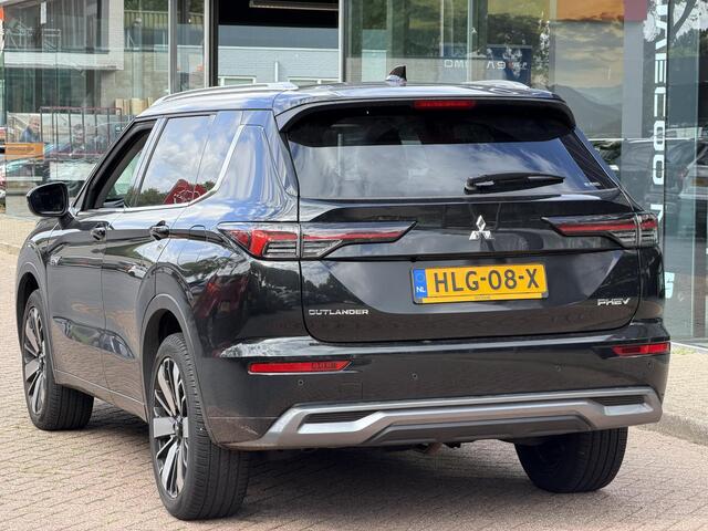 Mitsubishi OUTLANDER 2.4 PHEV Instyle 306PK | Leder | YAMAHA | Panoramadak | Stoel- en stuurverwarming | 1ste eigenaar | FABRIEKSGARANTIE TOT 04-2033!