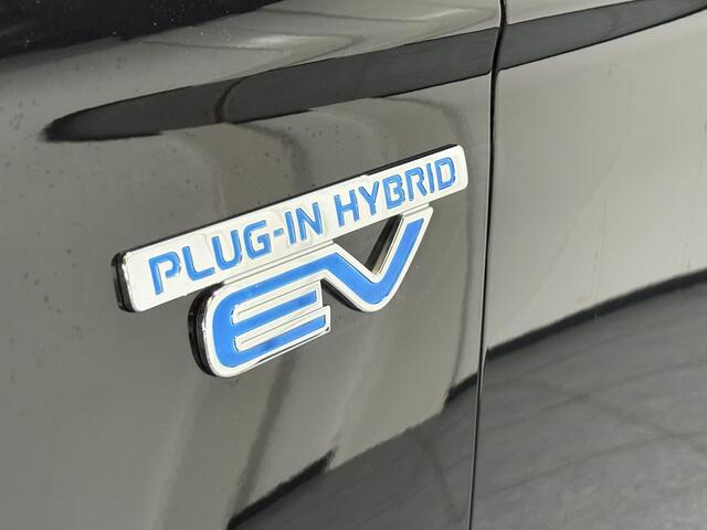 Mitsubishi OUTLANDER 2.4 PHEV Intense+ Camera, Stoelverwarming, Android Auto