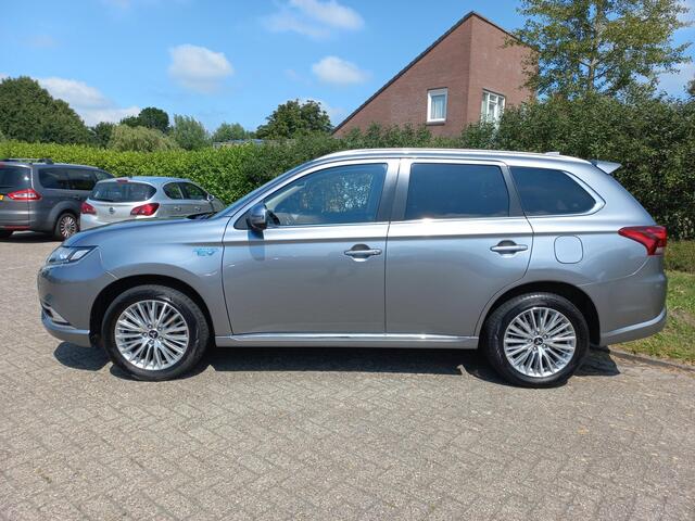 Mitsubishi OUTLANDER 2.4 PHEV S-Edition