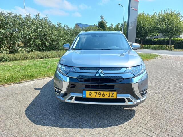 Mitsubishi OUTLANDER 2.4 PHEV S-Edition