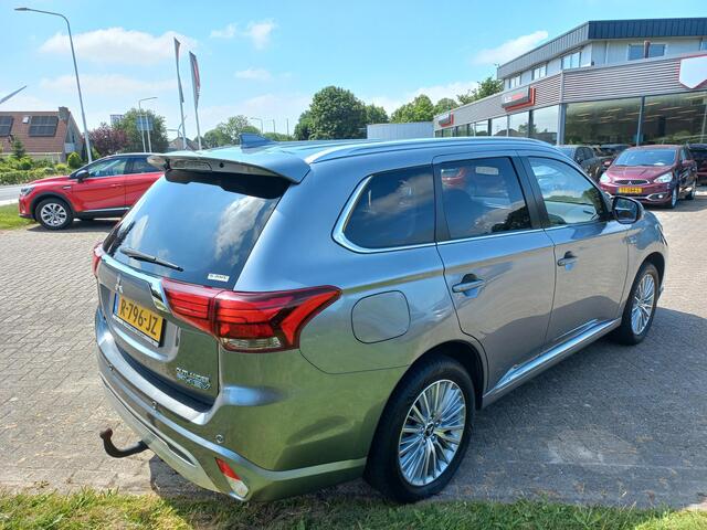 Mitsubishi OUTLANDER 2.4 PHEV S-Edition
