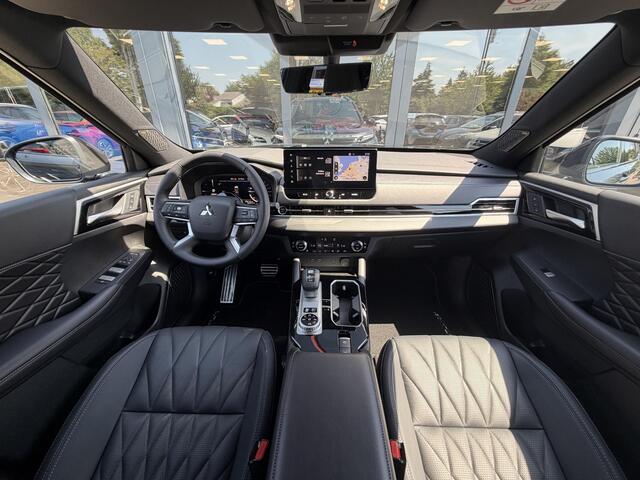 Mitsubishi OUTLANDER 2.4 PHEV Black Edition | All Black trim | Zeer complete uitvoering | Demo | Actiieprijs |